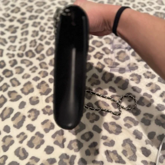 Louis Vuitton Black Epi Textured Leather Clutch - Picture 5 of 13